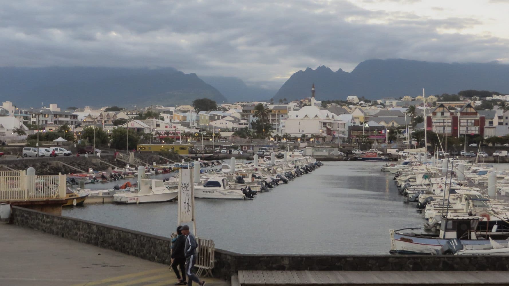 Port de Saint-Pierre dans le sud de La Réunion